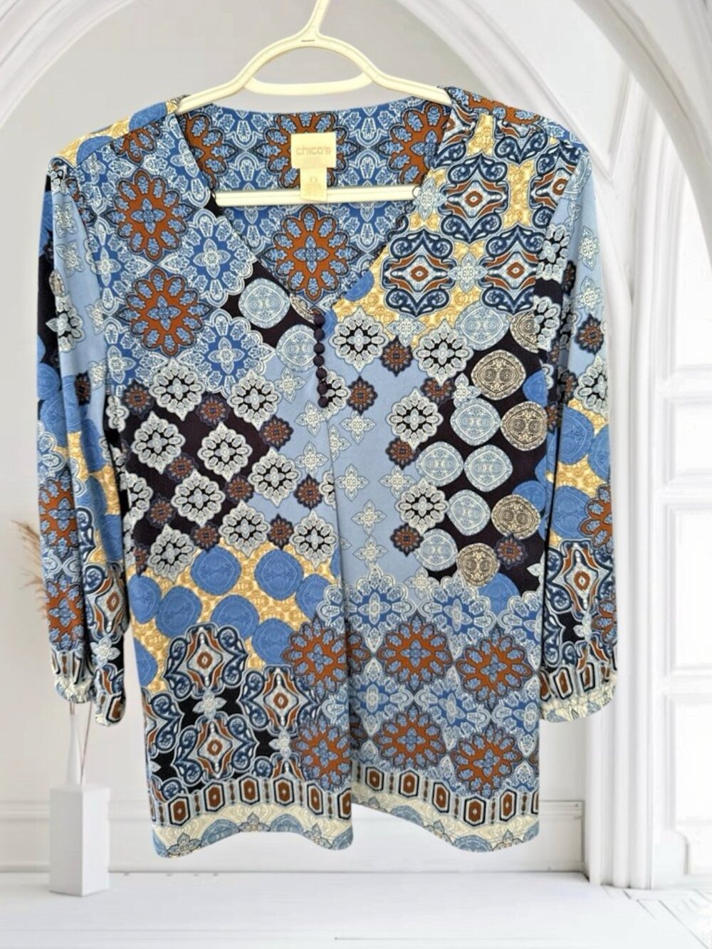 Chico's Blue Boho Print Blouse With Button Detail V-Neck-Size 0 (Small)